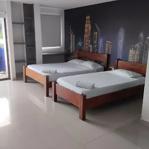 https://apartahotel-apr.cali-hotels.com